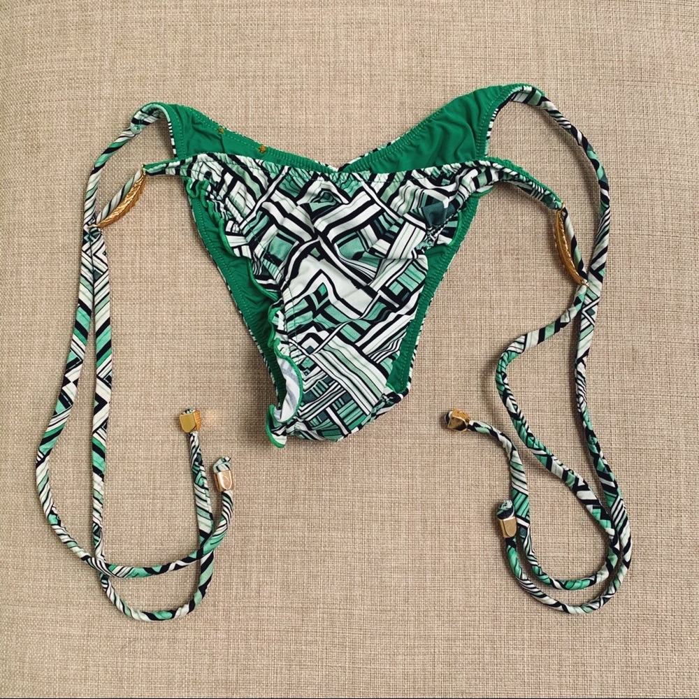 Sols Energia Bikini bottom